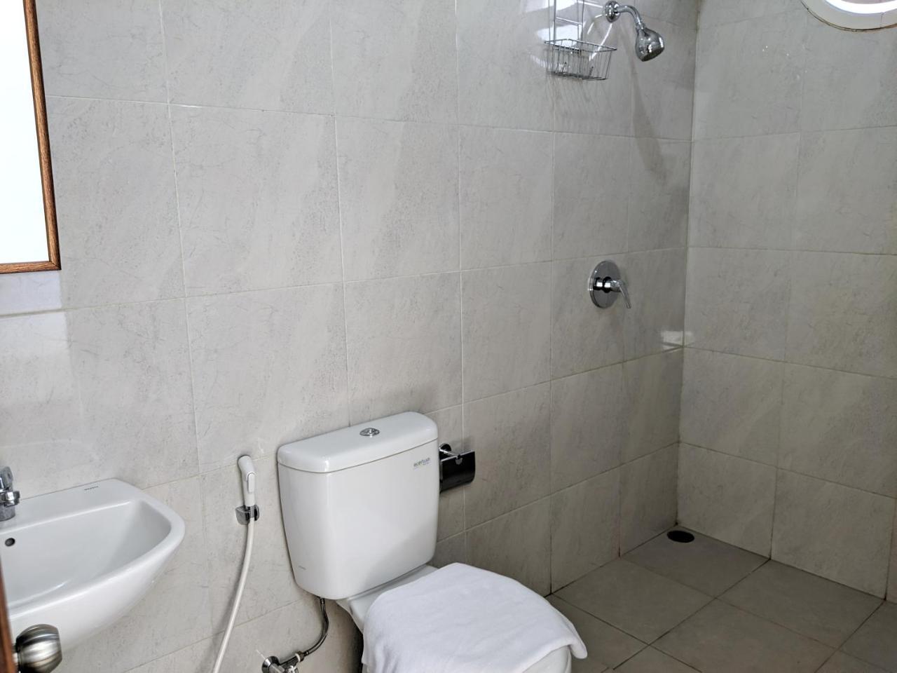 มาย โฮม บาย แฟลต06 Bed & Breakfast จาการ์ตา ภายนอก รูปภาพ
